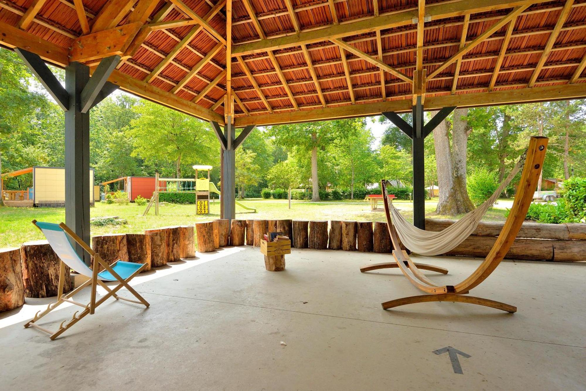 Camping Etang De La Vallee Combreux Buitenkant foto